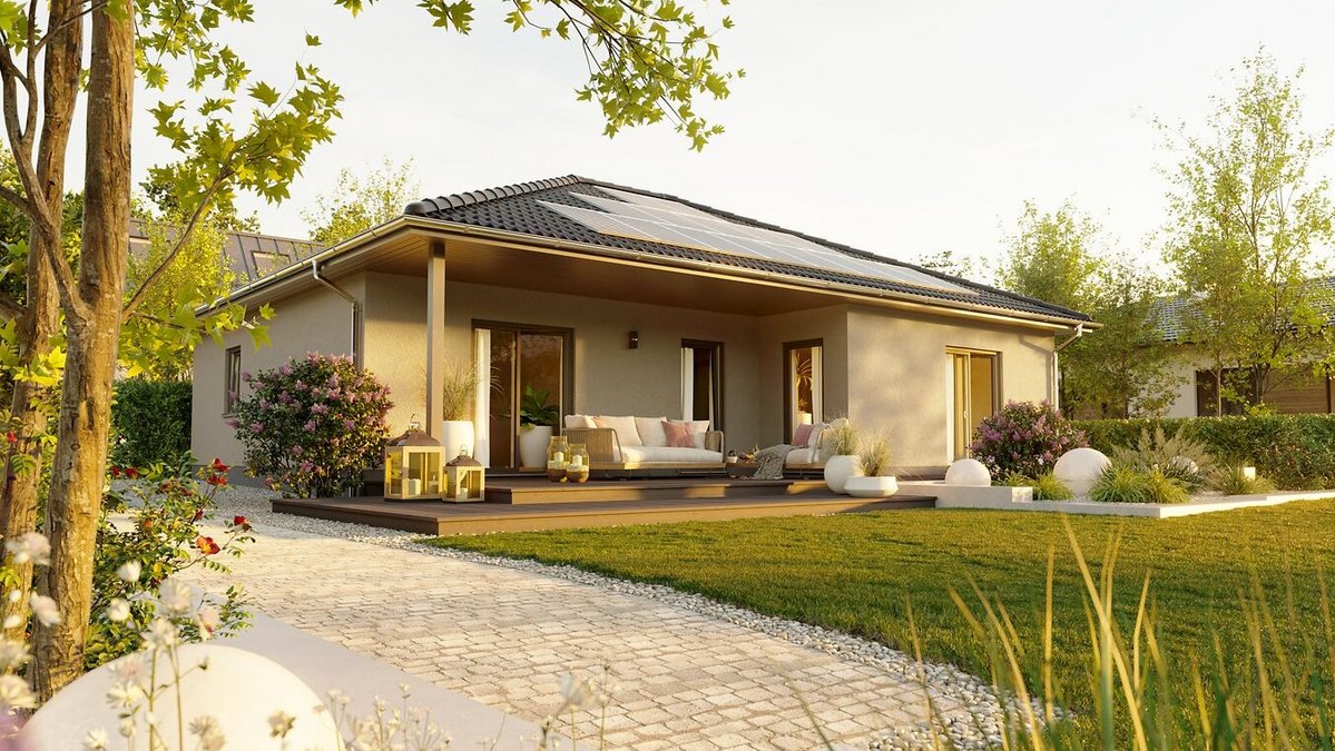 Moderner Winkelbungalow – bereit für Photovoltaik Großzügiger Winkelbungalow mit optimaler Dachfläche für eine Photovoltaikanlage im Gartenblick